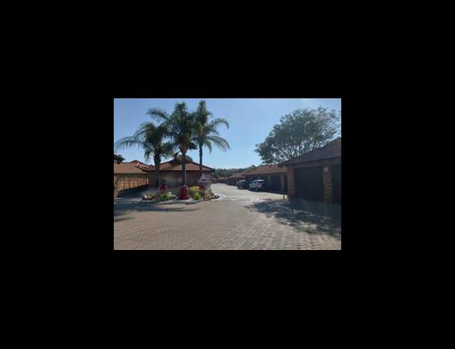 2 BEDROOM TOWNHOUSE SOLD IN ANNLIN